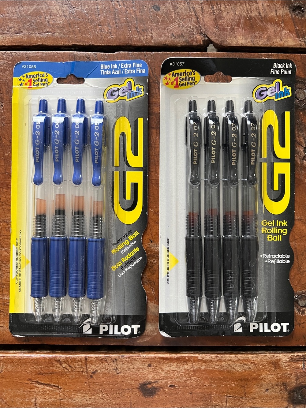 PILOT G2 Retractable Gel Ink Pens - 8 Pack (4 Blue Xtra fine, 4 Black fine)